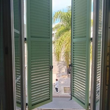 Private Room Full Furnished In Cannes Exterior photo